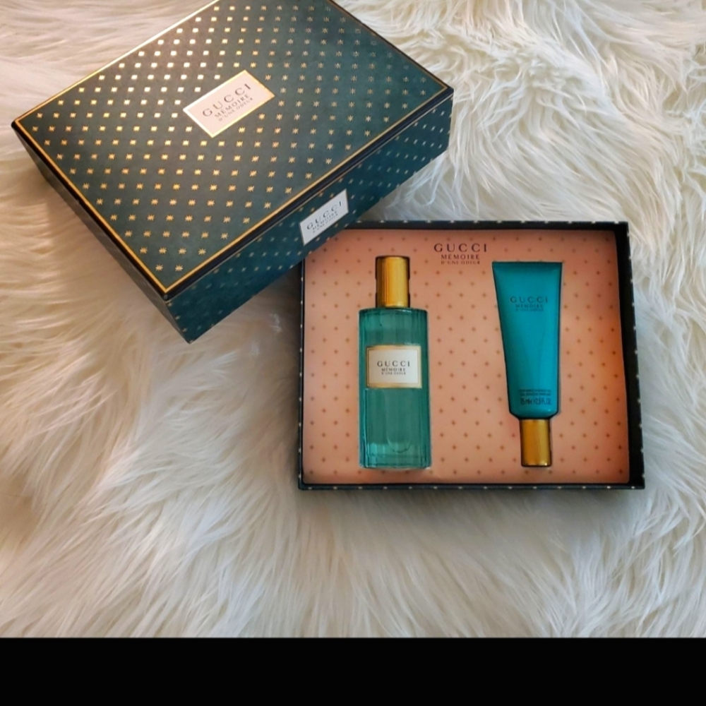 NIB Gucci Memoire Gift Set Unisex Full size brand new great gift